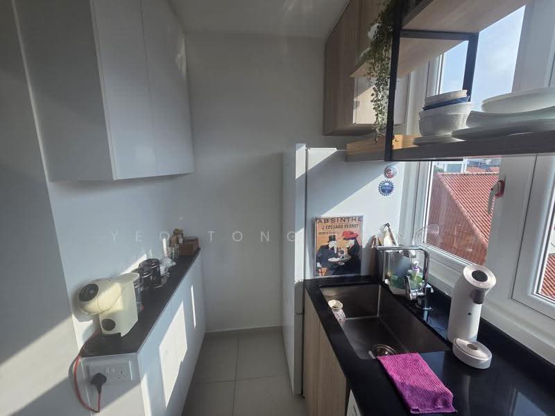 Seraya Residences, 12 Seraya Lane, East Coast / Marine Parade, 3 Bedrooms, 1,141 sqft, Condominium For Sale, by Yeo Tong Boon, 500281358 - Kitchen - PropertyGuru.com.sg