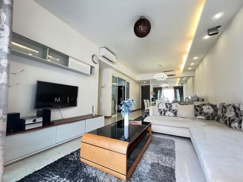Meraprime, 301 Jalan Bukit Ho Swee, Alexandra / Commonwealth, 3 Bedrooms, 1,173 sqft, Condominium For Sale, by Michelle Goh 呉詩韻, 500281359 - Living Room - PropertyGuru.com.sg