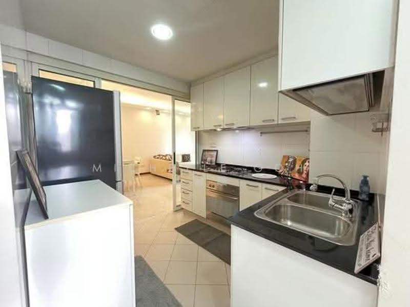 Meraprime, 301 Jalan Bukit Ho Swee, Alexandra / Commonwealth, 3 Bedrooms, 1,173 sqft, Condominium For Sale, by Michelle Goh 呉詩韻, 500281359 - Kitchen - PropertyGuru.com.sg