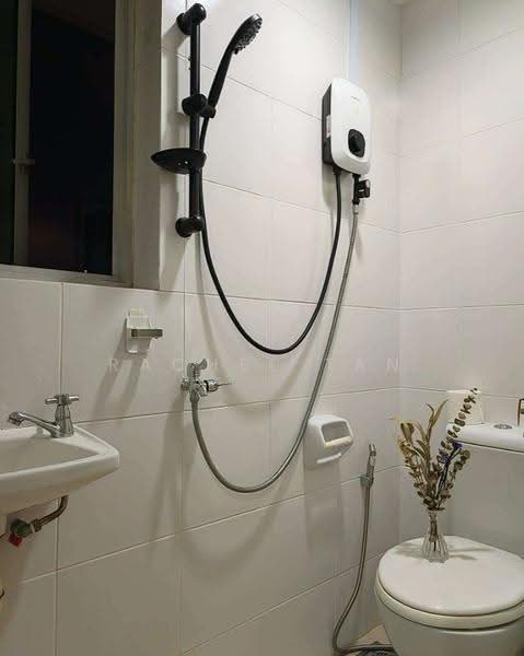 Citylights, 82 Jellicoe Road, Farrer Park / Serangoon Rd, Room Rental, 250 sqft, Condominium For Rent, by Rachel Tan, 500281360 - Bathroom - PropertyGuru.com.sg