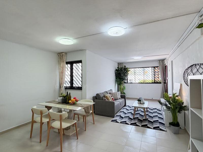 219 Bukit Batok Street 21, 219 Bukit Batok Street 21, Dairy Farm / Bukit Panjang / Choa Chu Kang, 3 Bedrooms, 1,002 sqft, HDB Flat For Sale, by Chew Karin, 500281361 - Living Room - PropertyGuru.com.sg