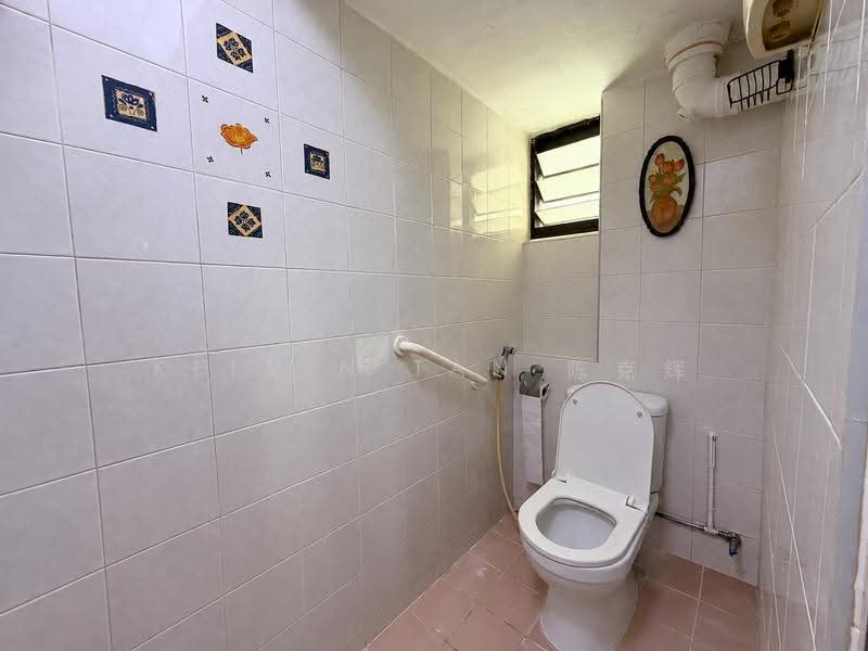 2 Everton Park, 2 Everton Park, Chinatown / Tanjong Pagar, 2 Bedrooms, 775 sqft, HDB Flat For Sale, by Kelvin Tan 陈克辉, 500281364 - Bathroom - PropertyGuru.com.sg