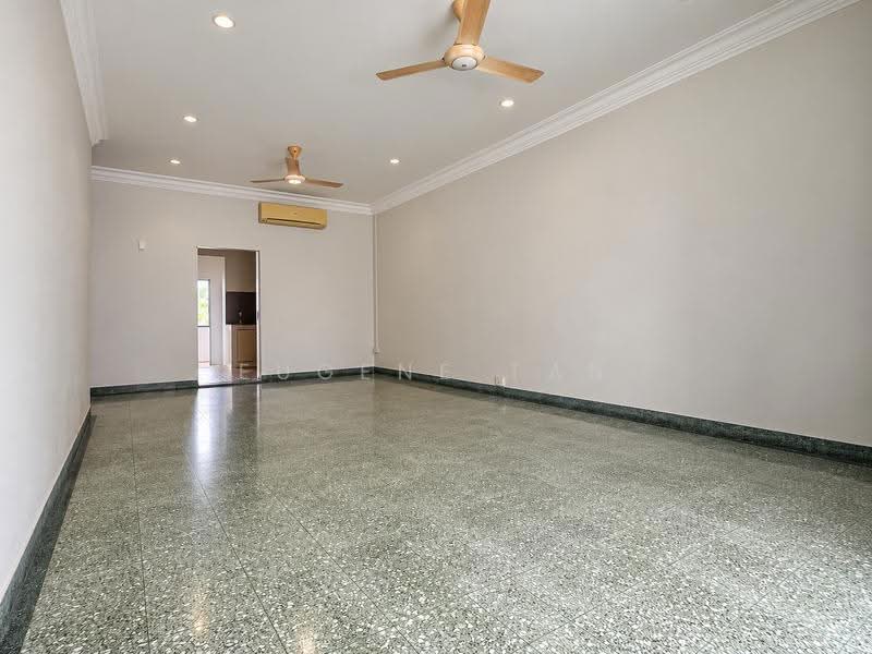 12 Jalan Siap, Dairy Farm / Bukit Panjang / Choa Chu Kang, 3 Bedrooms, 1,500 sqft, Semi-Detached House For Sale, by Eugene Tan, 500281365 - Living Room - PropertyGuru.com.sg