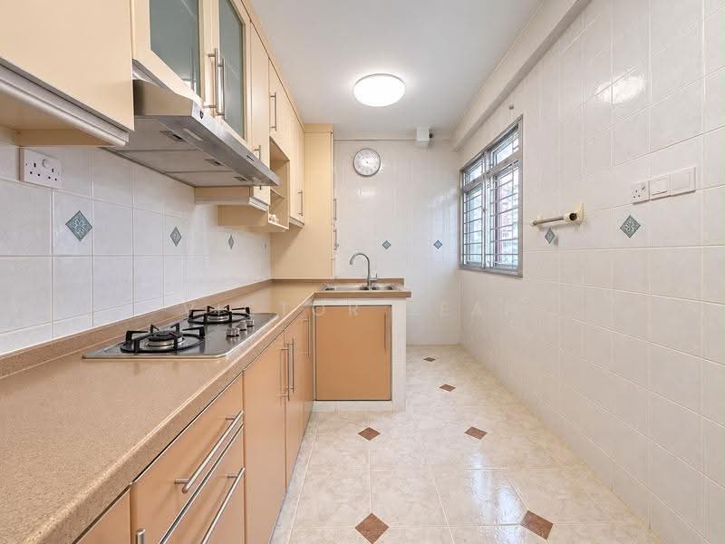 105B Edgefield Plains, 105B Edgefield Plains, Hougang / Punggol / Sengkang, 3 Bedrooms, 1,184 sqft, HDB Flat For Sale, by Victor Seah, 500281371 - Kitchen - PropertyGuru.com.sg