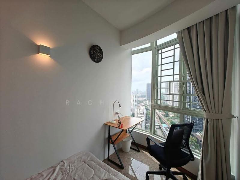 Queens, 10 Stirling Road, Alexandra / Commonwealth, Room Rental, 1,200 sqft, Condominium For Rent, by Rachel Tan, 500281374 - Bedroom - PropertyGuru.com.sg