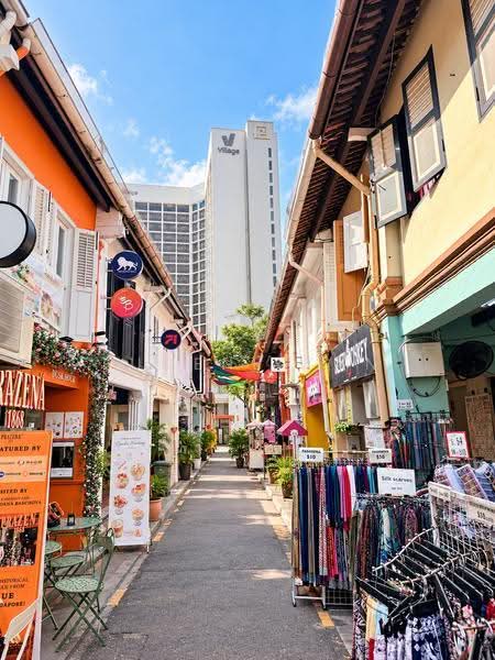 Haji Lane, Beach Road / Bugis / Rochor, 1,800 sqft, Shop / Shophouse For Rent, by Eugene Tan, 500281401 - CommercialGuru.com.sg