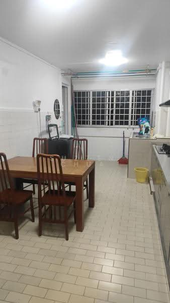 217 Bukit Batok Street 21, 217 Bukit Batok Street 21, Dairy Farm / Bukit Panjang / Choa Chu Kang, 2 Bedrooms, 721 sqft, HDB Flat For Sale, by Suzzen Chua, 500281406 - PropertyGuru.com.sg