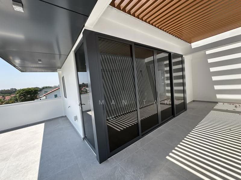 Seletar Hills Estate, Neram Road, Seletar / Yio Chu Kang, 5 Bedrooms, 4,790 sqft, Corner Terrace For Sale, by Norman Tan, 500281410 - Balcony - PropertyGuru.com.sg
