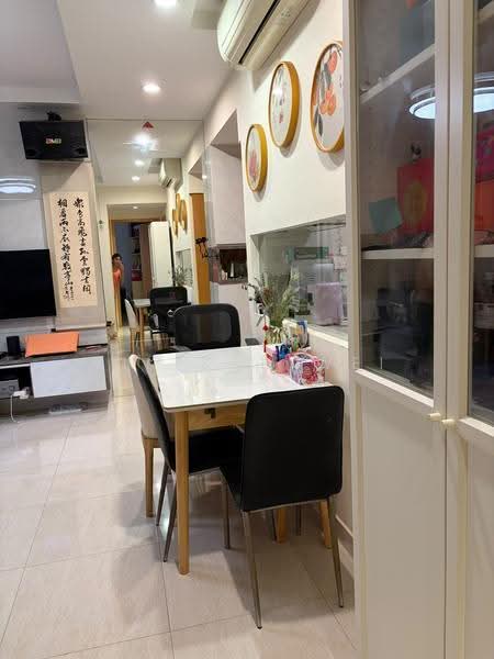 La Fiesta, 64 Sengkang Square, Hougang / Punggol / Sengkang, Room Rental, 100 sqft, Condominium For Rent, by Sik Shu Wei, 500281434 - Living Room - PropertyGuru.com.sg