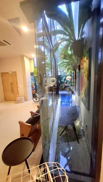 Avant Parc, 13 Wak Hassan Place, Sembawang / Yishun, 5 Bedrooms, 4,801 sqft, Terraced House For Sale, by Rupert Ong, 500281446 - Inddor/Outdoor - PropertyGuru.com.sg