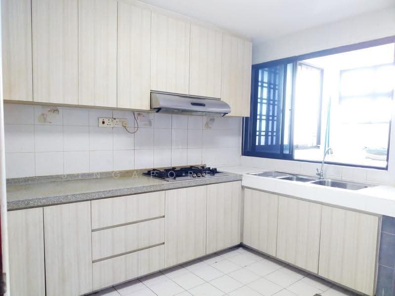 Monville Mansions, 530 BALESTIER ROAD, Balestier / Toa Payoh, Room Rental, 112 sqft, Apartment For Rent, by Desmond, 500281463 - Kitchen - PropertyGuru.com.sg