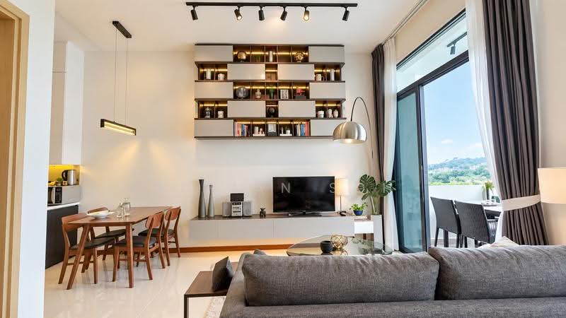 10 Jelebu Road, Dairy Farm / Bukit Panjang / Choa Chu Kang