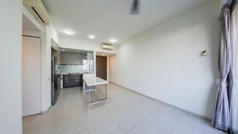 D'Nest, 131 Pasir Ris Grove, Pasir Ris / Tampines, 3 Bedrooms, 936 sqft, Condominium For Rent, by Eugene Yap, 500281470 - Living Room (Vacant) - PropertyGuru.com.sg