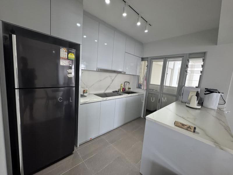 152A Bedok South Road, 152A Bedok South Road, Bedok / Upper East Coast, 3 Bedrooms, 1,001 sqft, HDB Flat For Rent, by Clement Lum, 500281484 - Kitchen - PropertyGuru.com.sg