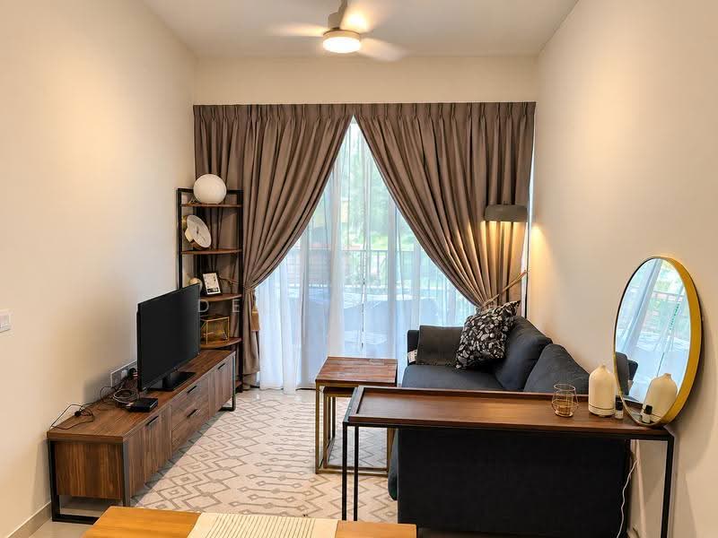 The Florence Residences, 99 Hougang Avenue 2, Hougang / Punggol / Sengkang, 1 Bedroom, 527 sqft, Condominium For Sale, by Delvin Ong, 500281510 - Living Room - PropertyGuru.com.sg
