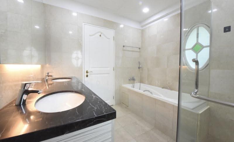 Gentle Villas, Gentle Drive, Newton / Novena, 5 Bedrooms, 7,382 sqft, Semi-Detached House For Rent, by Freddie Pang, 500281525 - Bathroom - PropertyGuru.com.sg