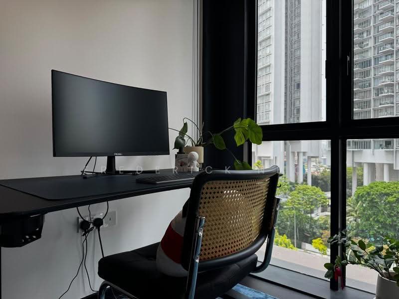 Irwell Hill Residences, 6 Irwell Hill, Orchard / River Valley, 2 Bedrooms, 614 sqft, Condominium For Sale, by Frederick Neo, 500281533 - Study - PropertyGuru.com.sg