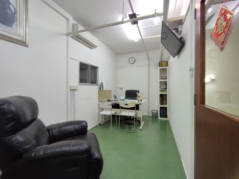 Wcega Plaza, 1 Bukit Batok Crescent, Dairy Farm / Bukit Panjang / Choa Chu Kang, 2,411 sqft, Light Industrial (B1) For Rent, by James Lee, 500281535 - Study - CommercialGuru.com.sg