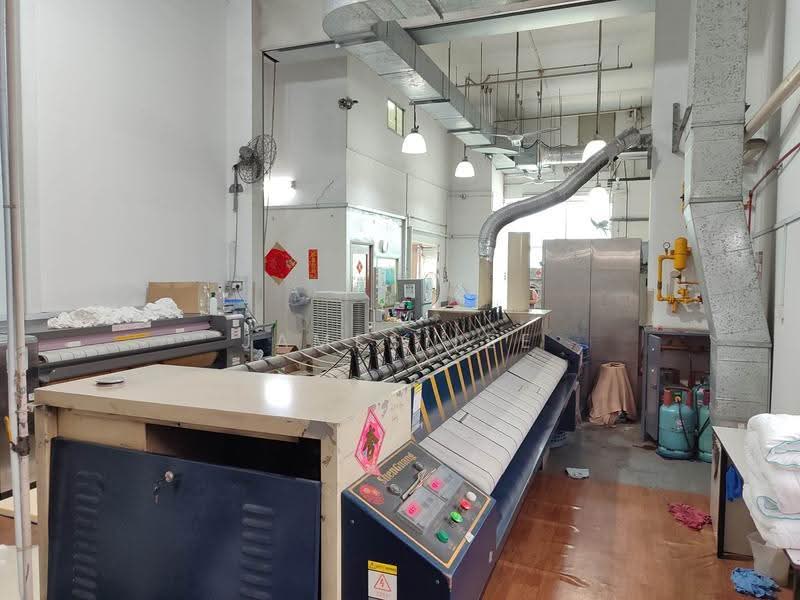 Wcega Plaza, 1 Bukit Batok Crescent, Dairy Farm / Bukit Panjang / Choa Chu Kang, 2,411 sqft, Light Industrial (B1) For Rent, by James Lee, 500281535 - CommercialGuru.com.sg