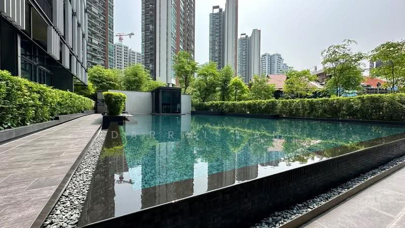 Petit Jervois, 33 Jervois Road, Tanglin / Holland / Bukit Timah, 2 Bedrooms, 818 sqft, Condominium For Rent, by Darryl Tan, 500281540 - Pool - PropertyGuru.com.sg