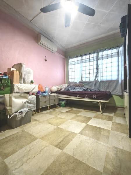 230 Compassvale Walk, 230 Compassvale Walk, Hougang / Punggol / Sengkang, 3 Bedrooms, 1,087 sqft, HDB Flat For Sale, by Kenny Kan, 500281547 - Bedroom - PropertyGuru.com.sg