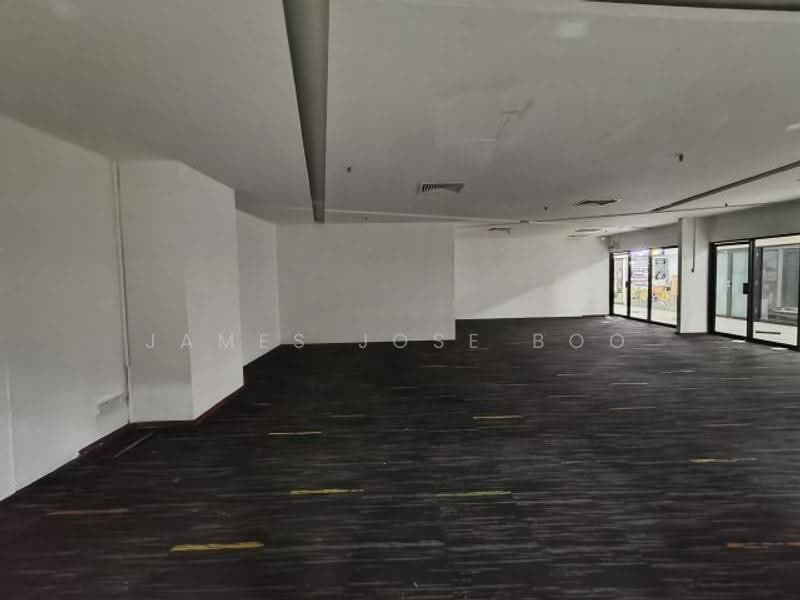 Cheap mall shop near Bugis | Suits youngster trades | Avail now, Orchard / River Valley, 1,140 sqft, Mall Shop For Rent, by James Jose Boo, 500281548 - CommercialGuru.com.sg