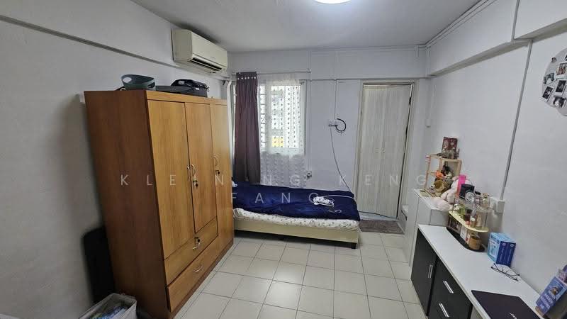 741 Yishun Avenue 5, 741 Yishun Avenue 5, Sembawang / Yishun, 2 Bedrooms, 882 sqft, HDB Flat For Rent, by Klein Ng Keng Fang, 500281565 - Bedroom - PropertyGuru.com.sg