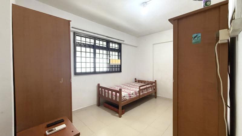 415 Hougang Avenue 10, 415 Hougang Avenue 10, Hougang / Punggol / Sengkang, Room Rental, 200 sqft, HDB Flat For Rent, by Jovie Chong, 500281585 - Bedroom - PropertyGuru.com.sg