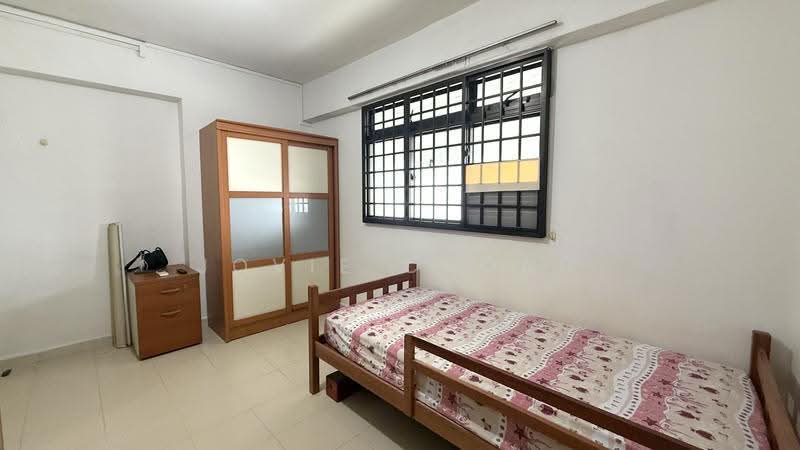 415 Hougang Avenue 10, 415 Hougang Avenue 10, Hougang / Punggol / Sengkang, Room Rental, 200 sqft, HDB Flat For Rent, by Jovie Chong, 500281585 - Bedroom - PropertyGuru.com.sg