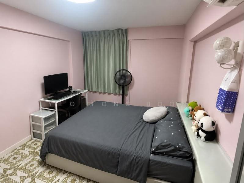 126 Lorong 1 Toa Payoh, 126 Lorong 1 Toa Payoh, Balestier / Toa Payoh, 2 Bedrooms, 721 sqft, HDB Flat For Sale, by Yeo Tong Boon, 500281588 - Bedroom - PropertyGuru.com.sg