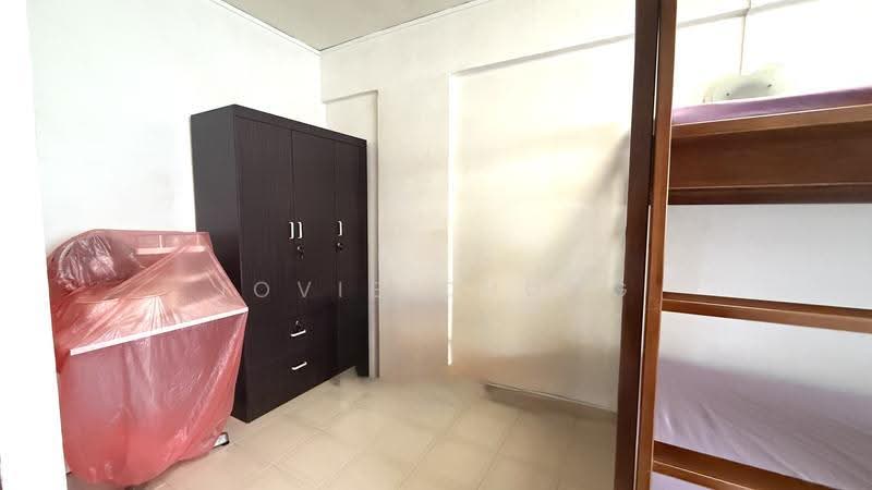 413 Hougang Avenue 10, 413 Hougang Avenue 10, Hougang / Punggol / Sengkang, Room Rental, 200 sqft, HDB Flat For Rent, by Jovie Chong, 500281593 - Bedroom - PropertyGuru.com.sg