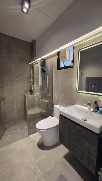 285B Toh Guan Road, 285B Toh Guan Road, Boon Lay / Jurong / Tuas, 4 Bedrooms, 1,324 sqft, HDB Flat For Sale, by Ginny Tien (Ginnie Tien), 500281608 - Bathroom - PropertyGuru.com.sg