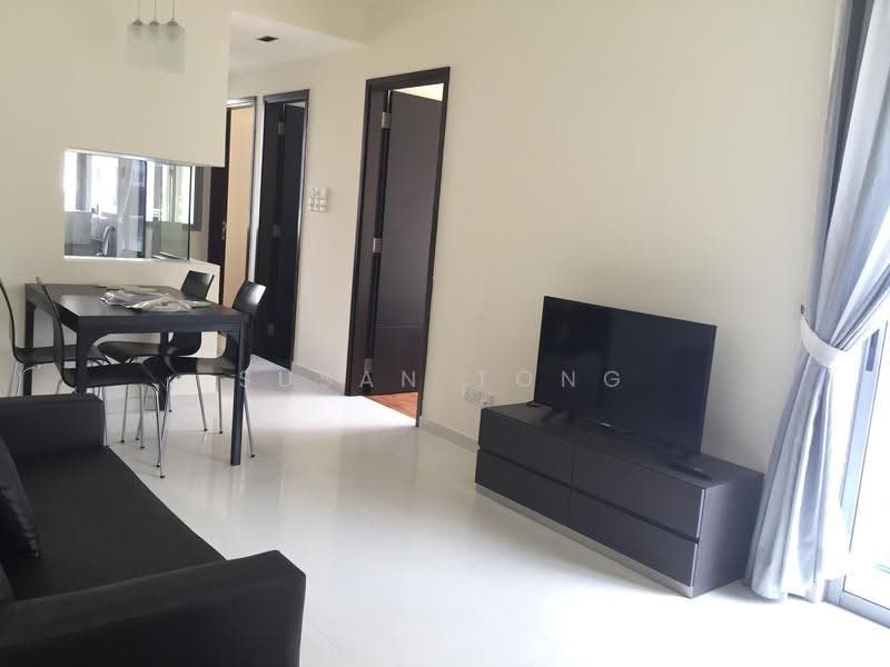 Platinum Edge, 18 Leicester Road, Macpherson / Potong Pasir, 2 Bedrooms, 797 sqft, Apartment For Sale, by Susan Tong, 500281616 - Living Room - PropertyGuru.com.sg