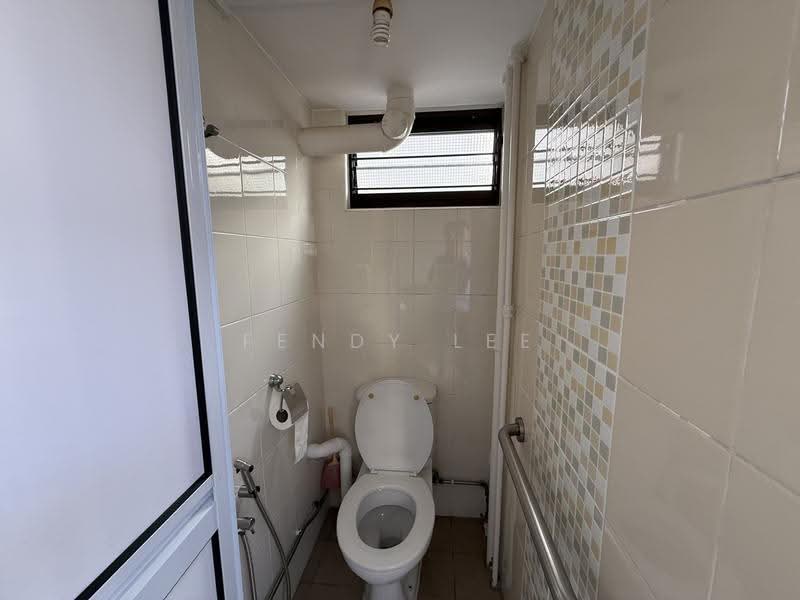 85 Circuit Road, 85 Circuit Road, Macpherson / Potong Pasir, 2 Bedrooms, 646 sqft, HDB Flat For Sale, by Fendy Lee, 500281628 - Bathroom - PropertyGuru.com.sg
