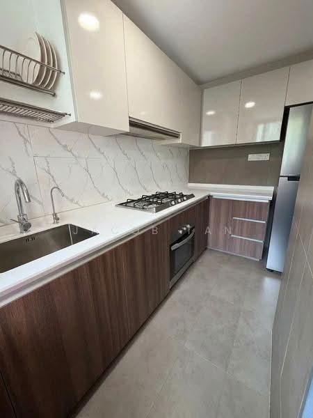Parc Olympia, 52 Flora Drive, Changi Airport / Changi Village, 3 Bedrooms, 1,163 sqft, Condominium For Sale, by Jacob Tan, 500281639 - Kitchen - PropertyGuru.com.sg