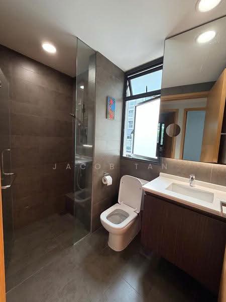 Parc Olympia, 52 Flora Drive, Changi Airport / Changi Village, 3 Bedrooms, 1,163 sqft, Condominium For Sale, by Jacob Tan, 500281639 - Bathroom - PropertyGuru.com.sg