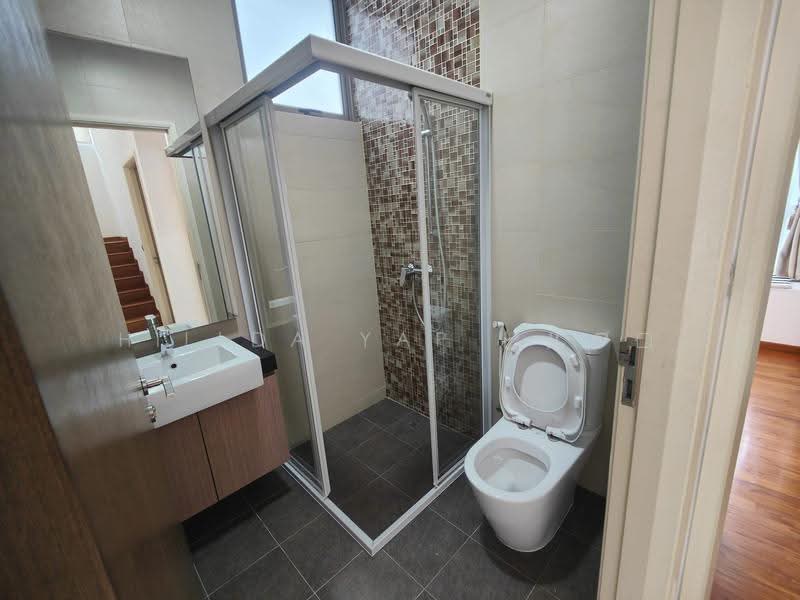 The Serennia, 18 Pulasan Road, East Coast / Marine Parade, 3 Bedrooms, 2,379 sqft, Apartment For Rent, by Hillda Yap ヒルダｰ, 500281648 - Bathroom - PropertyGuru.com.sg