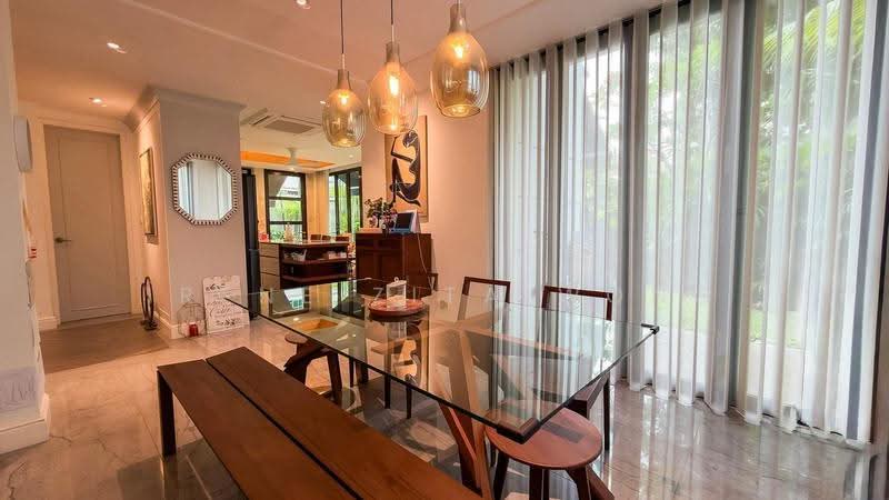 Kelulut Hill, Kelulut Hill, Seletar / Yio Chu Kang, 5 Bedrooms, 3,500 sqft, Corner Terrace For Sale, by Irene Zita Wong, 500281696 - Dining Room - PropertyGuru.com.sg