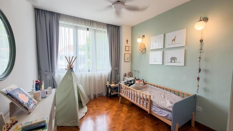 Kelulut Hill, Kelulut Hill, Seletar / Yio Chu Kang, 5 Bedrooms, 3,500 sqft, Corner Terrace For Sale, by Irene Zita Wong, 500281696 - Bedroom - PropertyGuru.com.sg