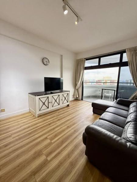 Mandarin Gardens, 5 Siglap Road, East Coast / Marine Parade, 1 Bedroom, 732 sqft, Condominium For Sale, by Charles Chua, 500281701 - Living Room - PropertyGuru.com.sg