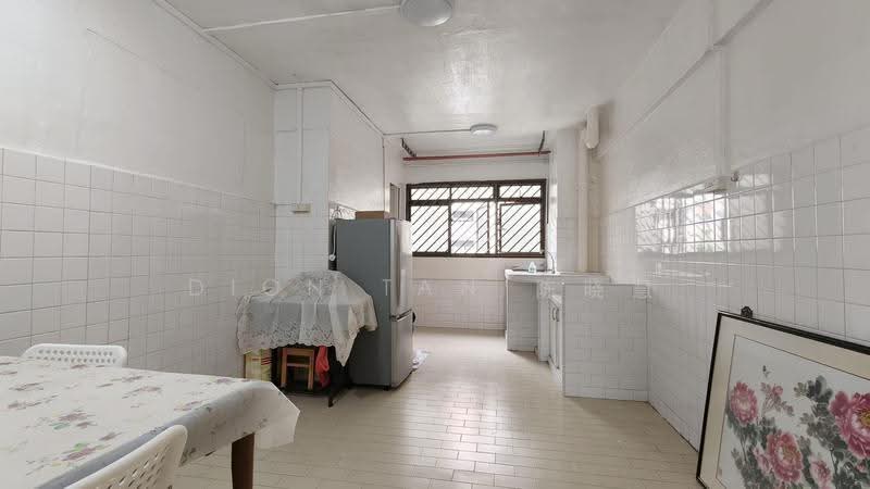 774 Yishun Avenue 3, 774 Yishun Avenue 3, Sembawang / Yishun, 2 Bedrooms, 689 sqft, HDB Flat For Rent, by Dion Tan 陈晓慧, 500281717 - Kitchen - PropertyGuru.com.sg