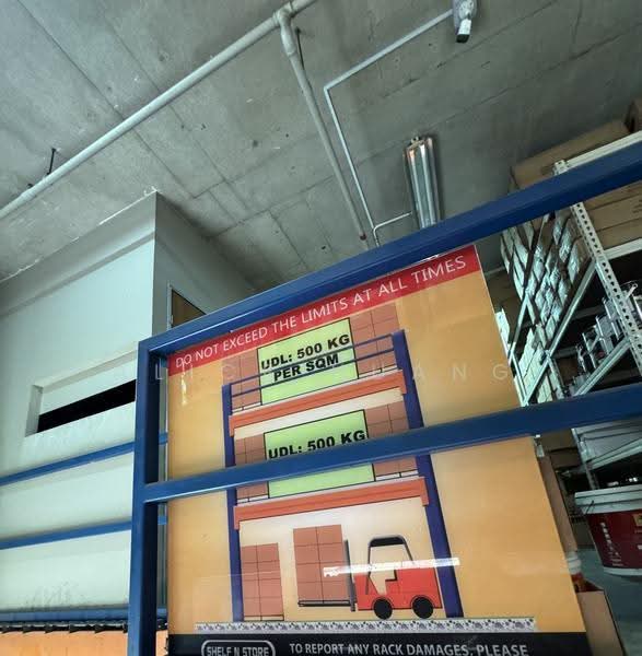 Pioneer Centre, 1 Soon Lee Street, Boon Lay / Jurong / Tuas, 1,485 sqft, Factory / Workshop (B2) For Sale, by Alice Huang, 500281725 - approved mezzanine - CommercialGuru.com.sg
