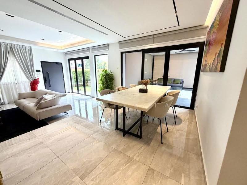 SPACE, PRIVACY & STYLE | RARE CORNER TERRACE | BEAUTIFUL PATIO | FREEHOLD, Hillview Crescent | Hillview Drive | Hillview Way, Dairy Farm / Bukit Panjang / Choa Chu Kang, 5 Bedrooms, 4,300 sqft, Corner Terrace For Sale, by Michelle Tan, 500281748 - PropertyGuru.com.sg