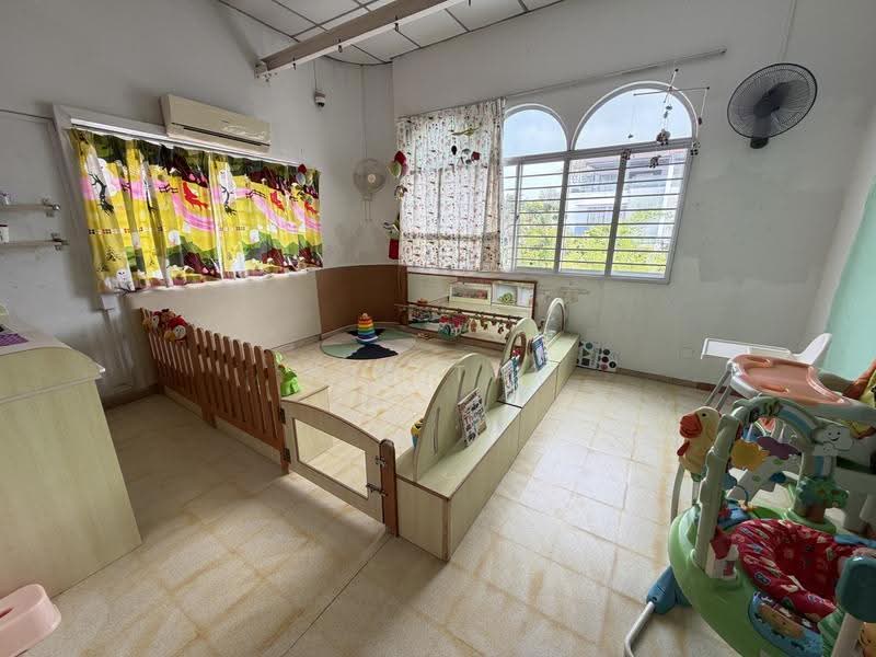 Landed Detached Childcare for rent in The East, 23 Wareham Road, East Coast / Marine Parade, 4,112 sqft, Shop / Shophouse For Rent, by Joe Tay, 500281772 - Bedroom - CommercialGuru.com.sg