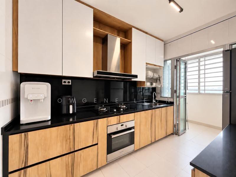 18B MacPherson Residency, 18B Circuit Road, Macpherson / Potong Pasir, 3 Bedrooms, 1,001 sqft, HDB Flat For Sale, by Howgene Leong, 500281777 - Kitchen - PropertyGuru.com.sg