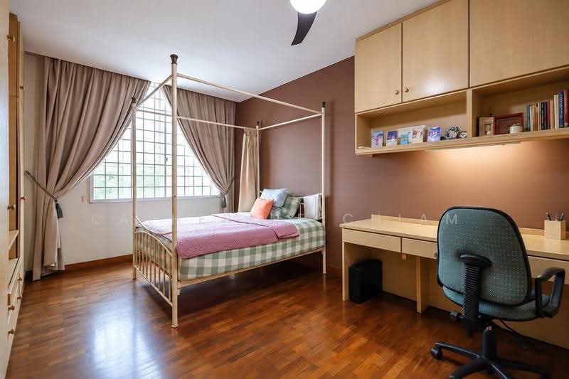 Seletar Terrace, Seleter Terrace, Seletar / Yio Chu Kang, 4 Bedrooms, 2,400 sqft, Terraced House For Sale, by Catherine Chiam, 500281782 - Bedroom - PropertyGuru.com.sg