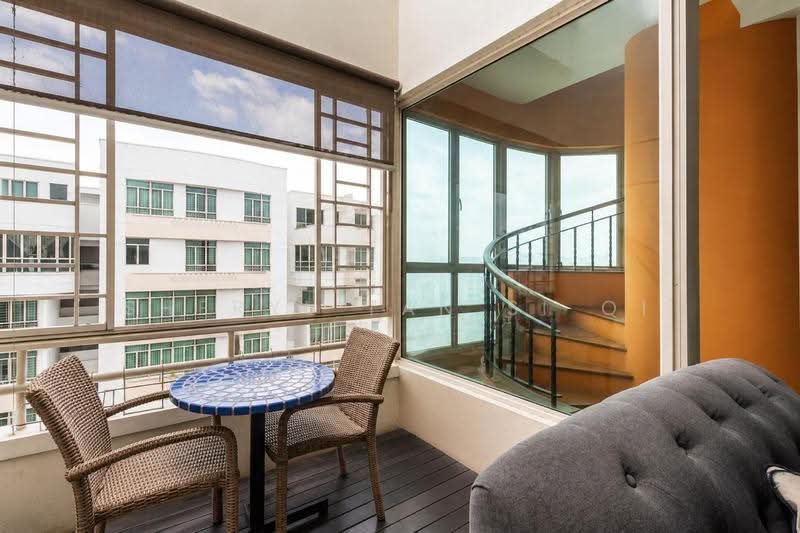Large 4 Bedroom Penthouse + Roof Terrace in D23 Choa Chu Kang, Dairy Farm / Bukit Panjang / Choa Chu Kang, 4 Bedrooms, 2,723 sqft, Condominium For Sale, by Sheryl Tan Si Qi, 500281793 - Balcony - PropertyGuru.com.sg