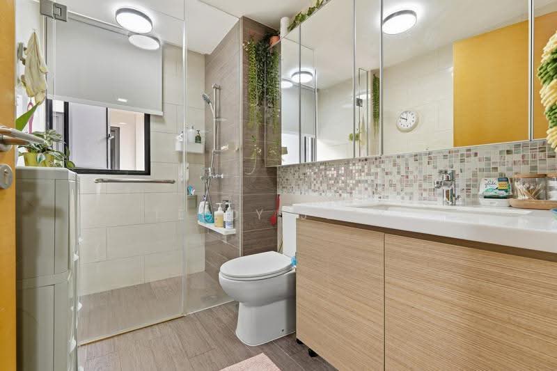 The Rainforest, 331 Choa Chu Kang Avenue 3, Dairy Farm / Bukit Panjang / Choa Chu Kang, 3 Bedrooms, 1,421 sqft, Executive Condominium For Sale, by Teddy Juay, 500281803 - Bathroom - PropertyGuru.com.sg