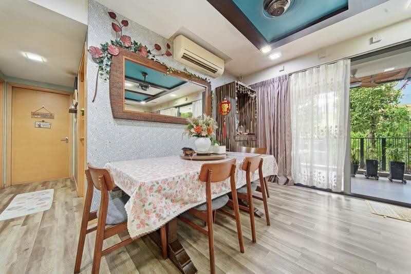 The Rainforest, 331 Choa Chu Kang Avenue 3, Dairy Farm / Bukit Panjang / Choa Chu Kang, 3 Bedrooms, 1,421 sqft, Executive Condominium For Sale, by Teddy Juay, 500281803 - Dining Room - PropertyGuru.com.sg