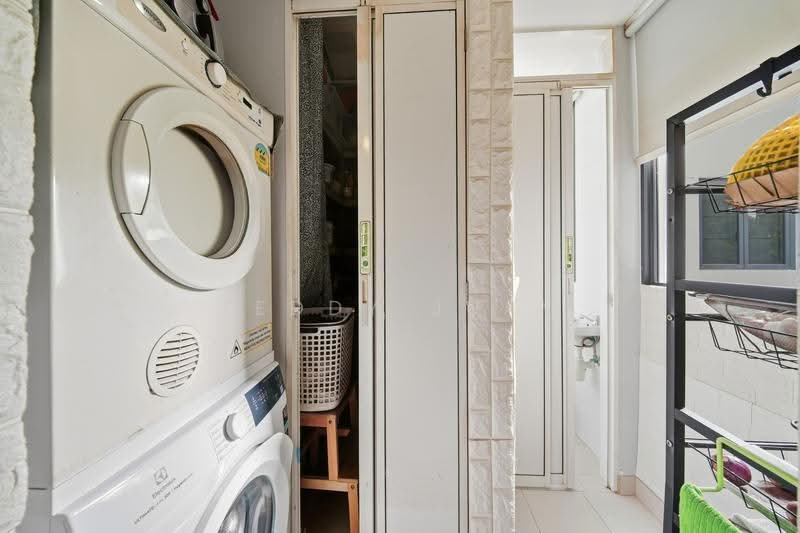 The Rainforest, 331 Choa Chu Kang Avenue 3, Dairy Farm / Bukit Panjang / Choa Chu Kang, 3 Bedrooms, 1,421 sqft, Executive Condominium For Sale, by Teddy Juay, 500281803 - Corridor - PropertyGuru.com.sg